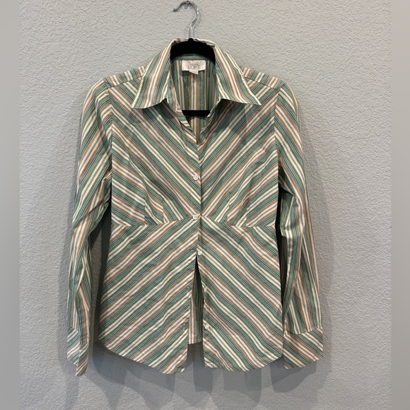 Cute AnnTaylor Loft Women's Button Down Shirt - 8 - Picture 1 of 5